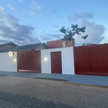 Container Lb Com Garagem Para Carros De Ate 4,5M 보아 비스타 외부 사진